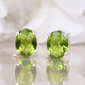 Oval Peridot Earrings, Birthstone Jewelry, Green Gemstone Studs, Dainty Earrings, Peridot Jewelry, Women&#39;s Everyday Studs, Gift For Mother