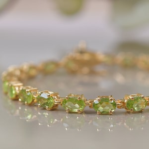 14K Peridot Yellow Gold Bracelet ,Tennis Bracelet, Oval Shaped Peridot Bracelet, Anniversary Gifts, Green Gemstone Bracelet ,Unique Jewelry