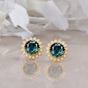 14K Gold Teal Sapphire Earring, Green Sapphire earring Stud, Flower Stud Earring,Women jewelry, Birthstone Earing, Round Studs,Gifts For Her