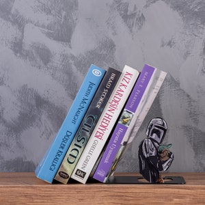 Mandalorian Baby Yoda Metal Bookend, May The Force Be With You ,Star Wars Metal Bookend, Decorative Bookends, Metal Decor, Baby Yoda, Jedi