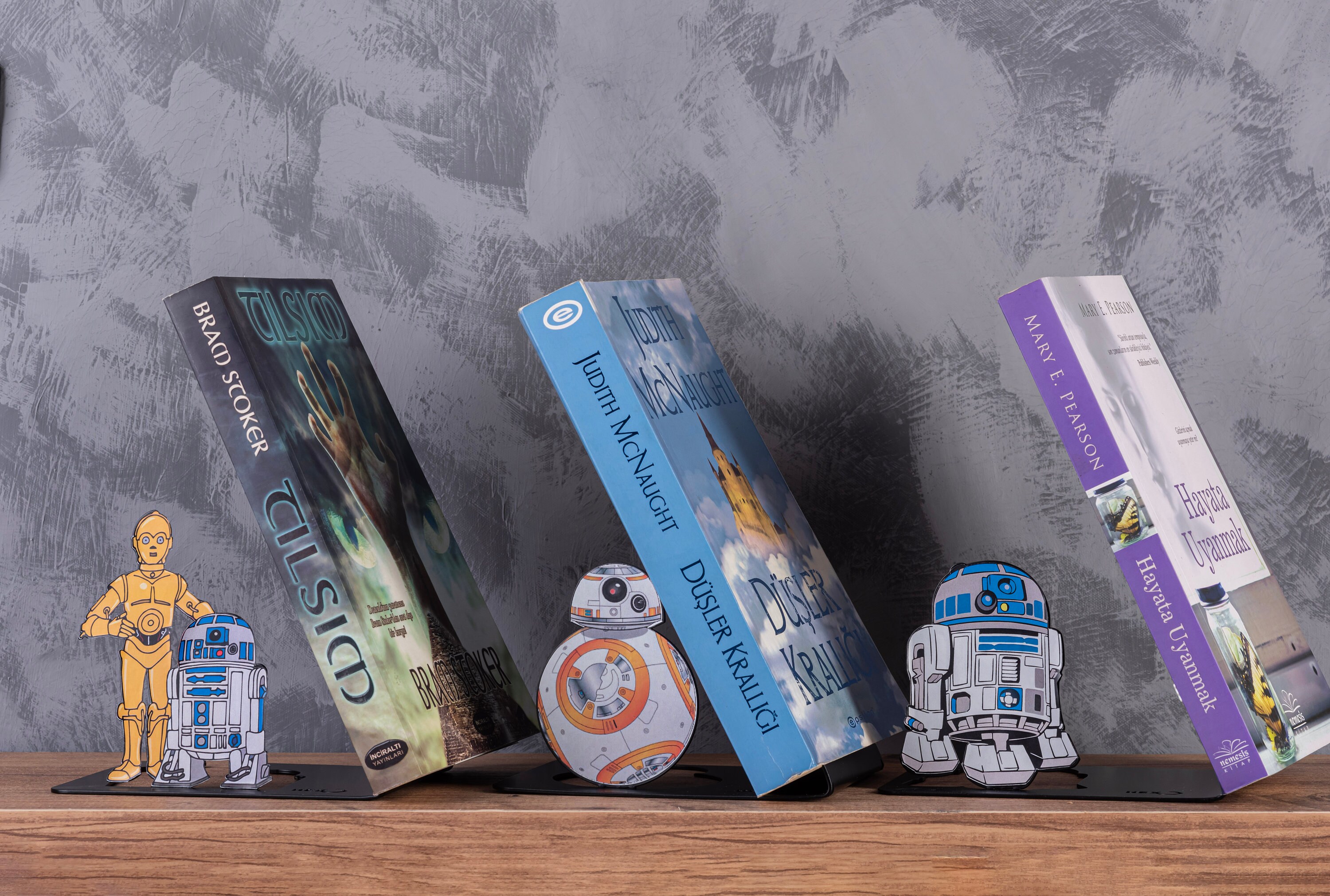 R2-D2 メタルブックエンド：スターウォーズ ロボットブックホルダー