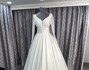 Satin Wedding Dresses,V-neck Crepe Wedding Gown,Full A-line Bridal Dress With Open V-Back and Long Sleeves,Lace Bridal Dresses,New Season