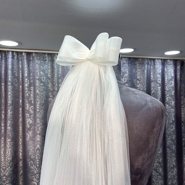 Bridal veil bridal off white veil bow veil