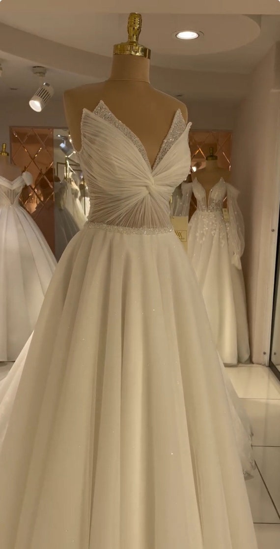 Buy Bridal Dress,wedding Gown,lace Bride Dress,pearl Embroidered Wedding  Dress,stone Embroidered Wedding Dress,tailor-made Sewing,special Sew Online  in India - Etsy