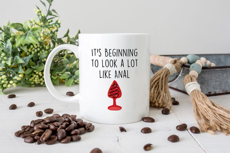 Funny Christmas Mug, Rude Christmas Gift, Its Beginning to Look A Lot