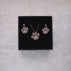 Paw print jewelry set