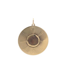 Vintage Sunburst Disk Pendant in 14k Yellow Gold