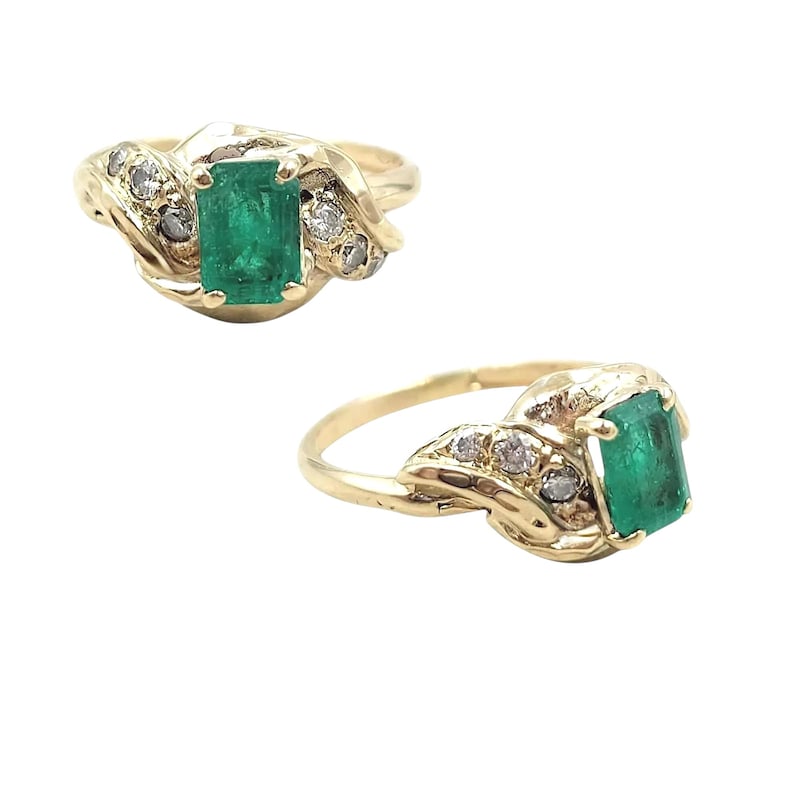 Authentic 14K Yellow Gold Emerald Diamond Ring, Natural Emerald, Size 6 image 8