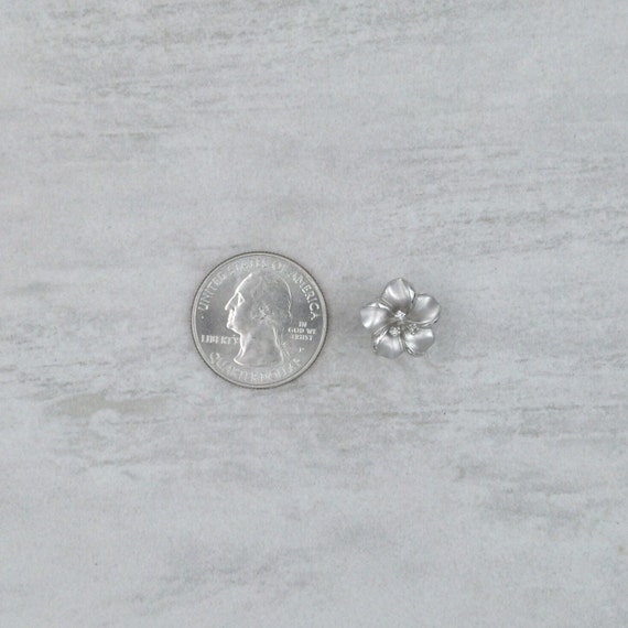 Vintage Flower Earrings with Diamonds 14k White G… - image 9