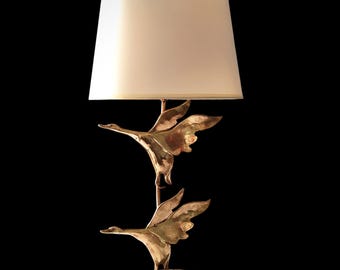 Vintage Mid Century Geese in Flight Table Lamp.