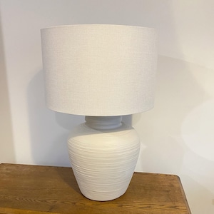 Vintage 1975 S+Mind Subtle Beige Ceramic Table Lamp Handmade Pottery Danish Organic Modern Rustic Minimalist Excellent Condition 19” by 11”