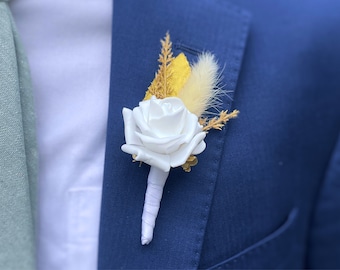 Gold + White Boutonniere, Magnetic Men Wedding Boutonniere, Golden Groom Boutonniere, Classy Metallic Bronze Boutonniere, Gold Boutonniere