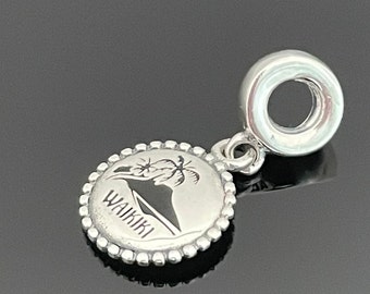 Pandora Waikiki Strand Anhänger | Charm für Armband und Kette | Frauen Schmuck | 925 Silber Schmuck | Geschenk für Sie | Muttertagsgeschenke