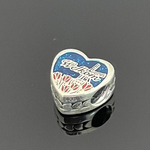 Holland pandora charm store