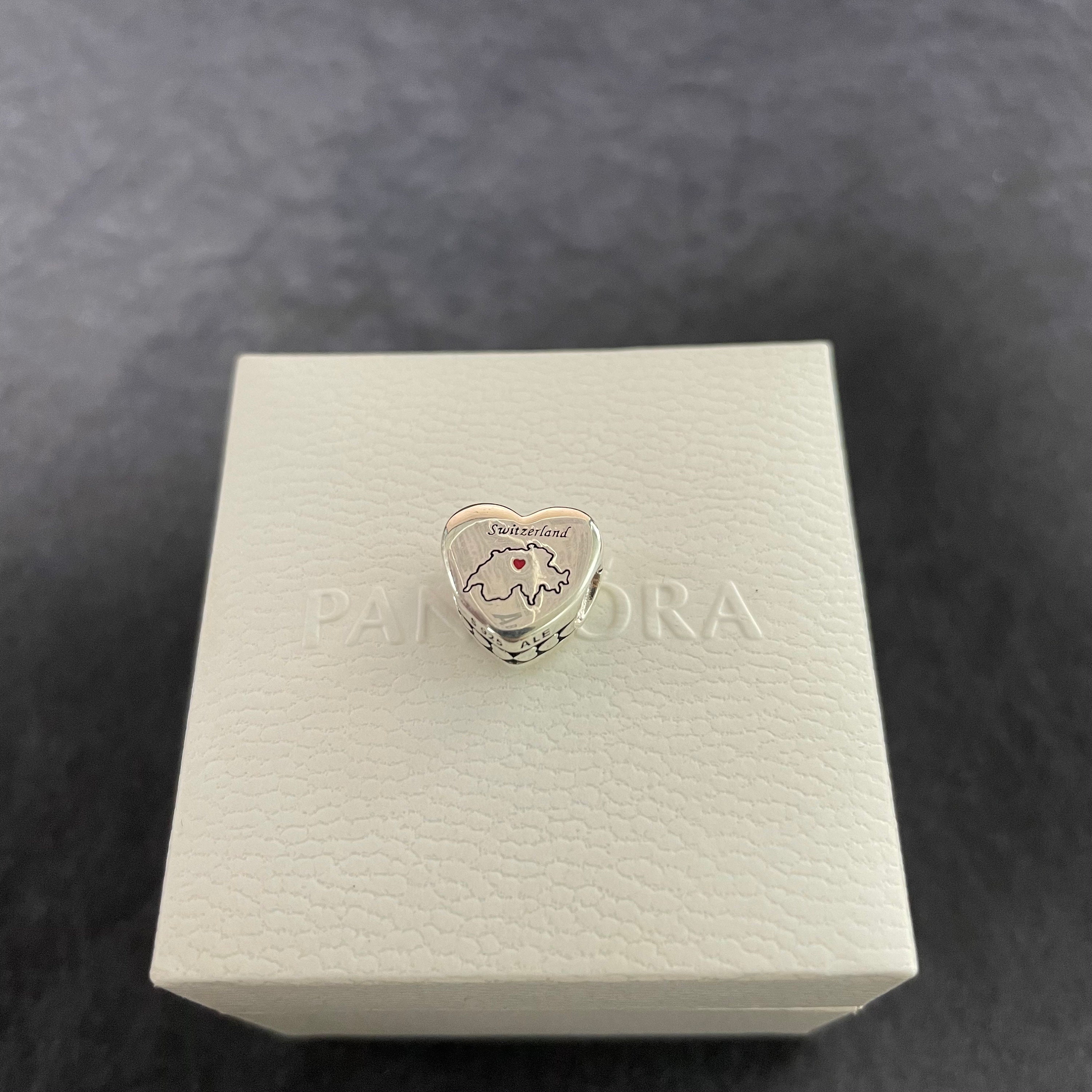パンドラ チャーム スイスマップチャーム ハート スイスペンダント