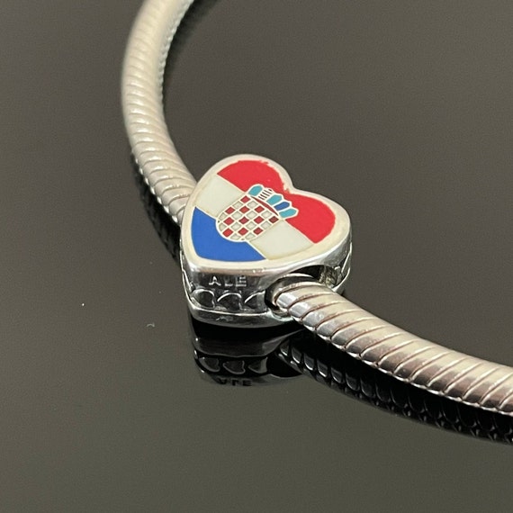 パンドラ クロアチア国旗 ハートチャーム：925スターリングシルバー