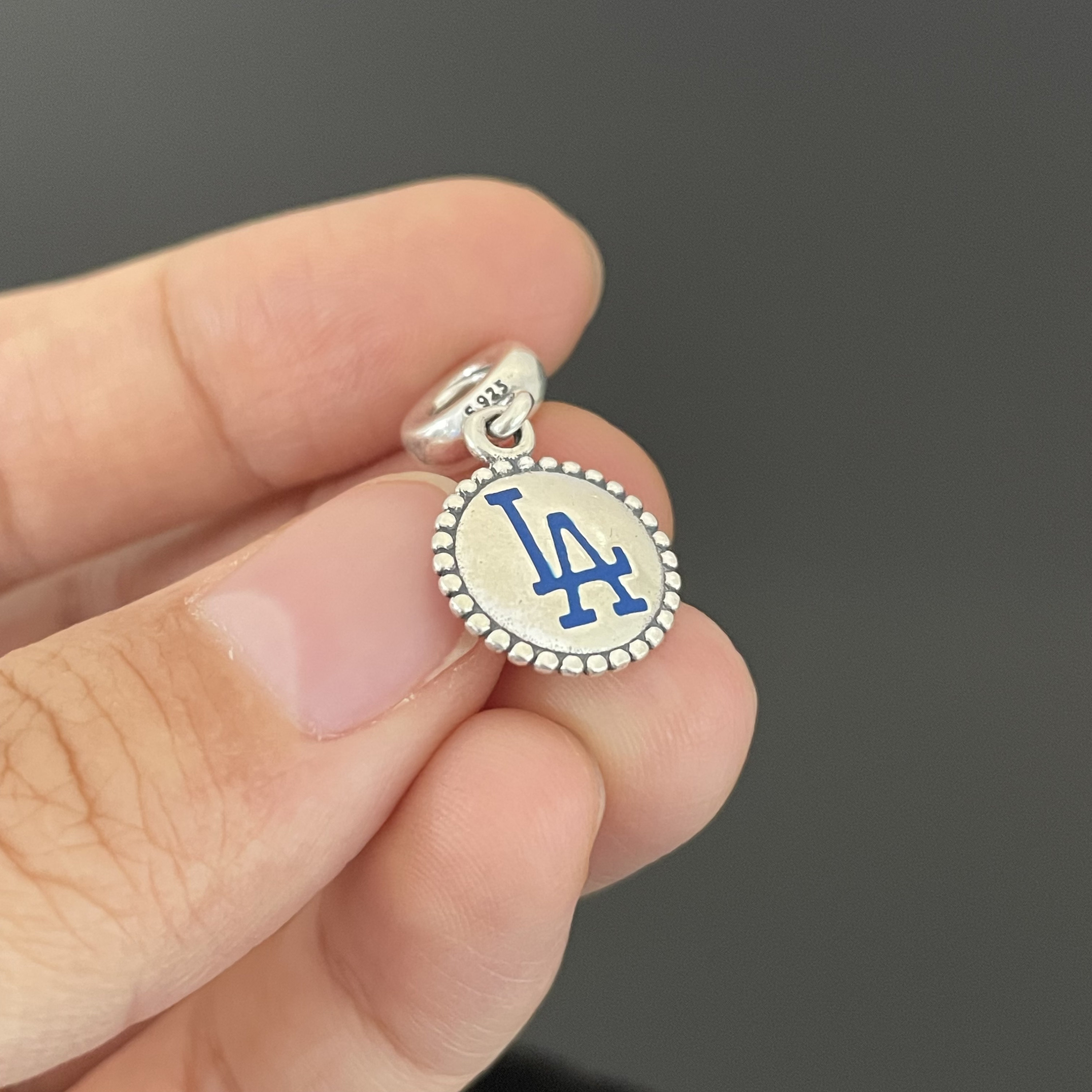 Pandora MLB LA ロサンゼルス限定ダングルチャーム | 実物 Pandora
