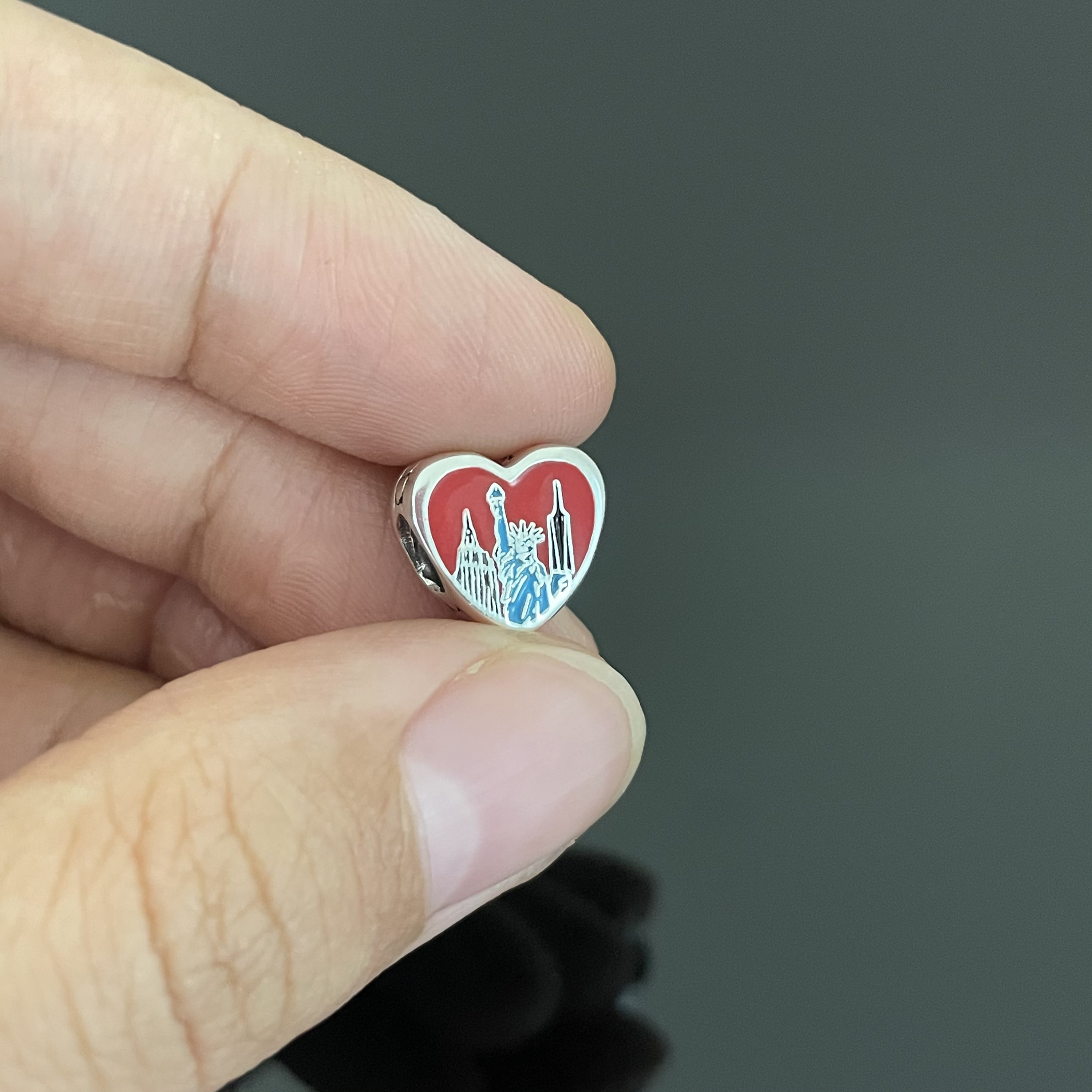 Pandora 2019 New York City Statue of Liberty Heart Charm | Charm