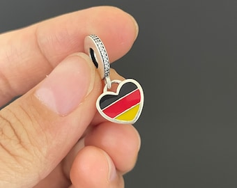 pandora チャーム　Germany２点 pandora チャーム Germany2点 - メルカリ