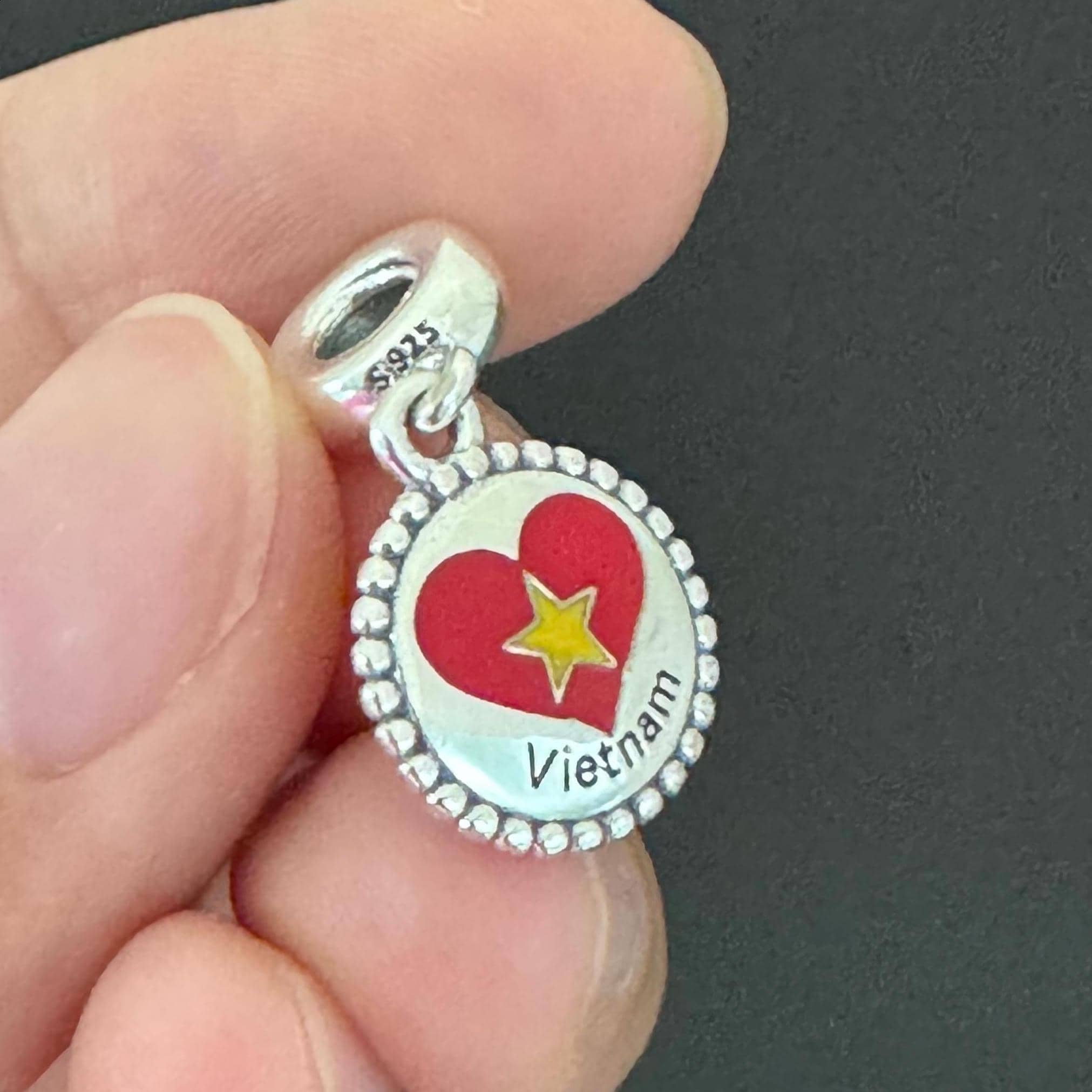 Pandora 925シルバー 【ベトナム限定】チャーム 本物のパンドラチャーム | パンドラ ベトナム国旗 ダングルチャーム
