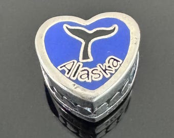 Original Brand New Pandora Alaska and USA Flag Exclusive Heart Charm Christmas Pendent