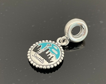 Pandora チャーム　シアトル Pandora Seattle Charm Seattle Skyline Charm Travel Themed Charm