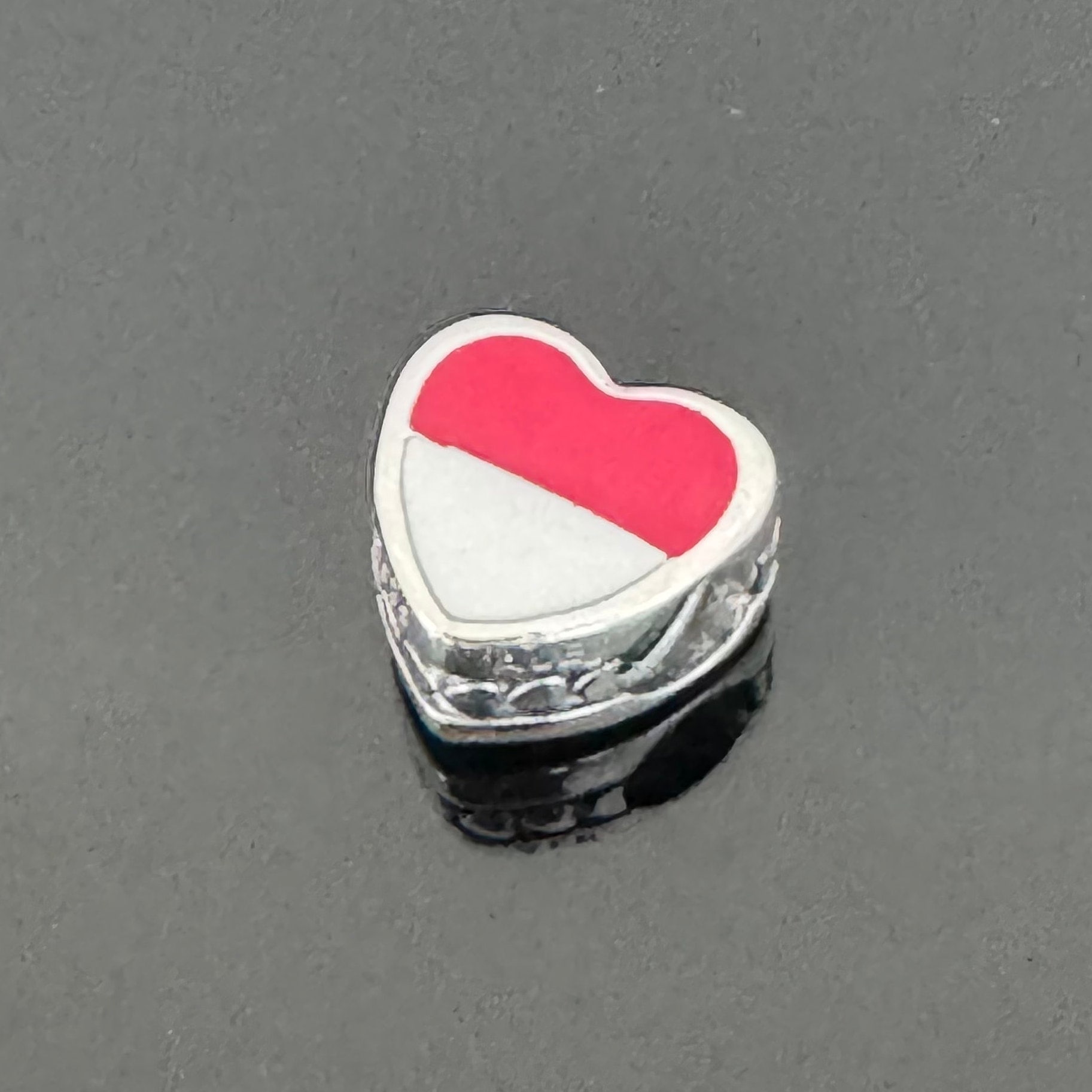 本物のパンドラチャーム | パンドラインドネシア国旗ハートチャーム