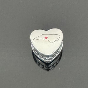 Eine echte Pandora |Pandora North Carolina Map Herzanhänger |Charm für Armband | Authentisch Pandora Anhänger| Charm für Sie | Geschenk für eine Reise