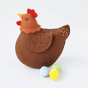 Mini felt Hen/Chicken Sewing Pattern