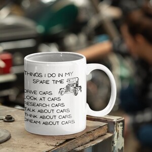 Glossy White 11oz Ceramic Mug for Vintage Car Enthusiasts - Retro Wheels and Brews