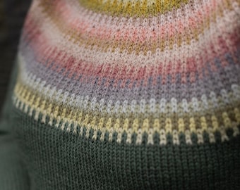 Gekleurde trui, eenvoudig kleuren, breipatroon met kleuren voor beginners, kleurrijk breiwerk