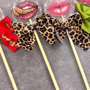 Personalized Lollipops: Custom Image Party Favors