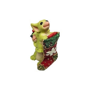 The Whimsical World of Pocket Dragons &quot;Hanging The Stocking&quot; Figurine 2004 Real Musgrave Vintage Christmas Figurine