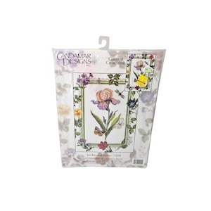 Kit punto croce contato &quot;Iris Botanical Picture&quot; 51201 di Candamar Designs, NUOVO, Vintage 2000 Crafts