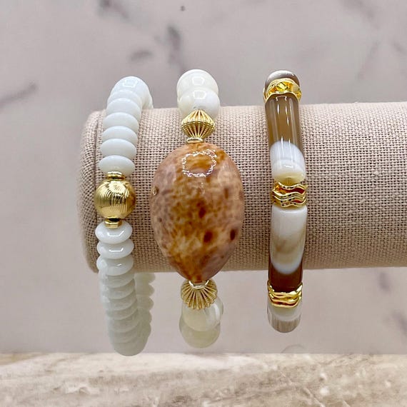 Beach Vibes Bracelet Set – Shell, Agate & Gold Accents, Women's Beach Bracelets