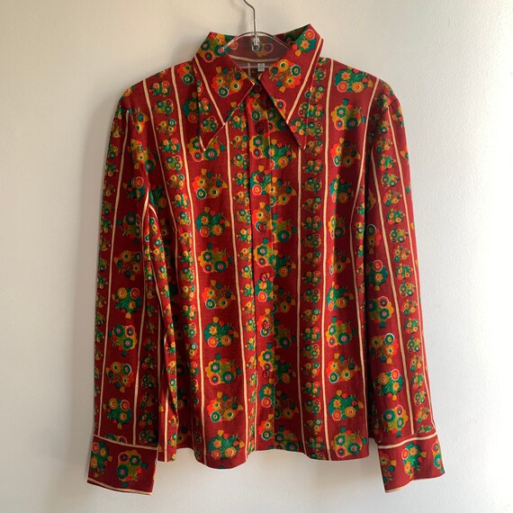 70s Vintage Wing Tipped Button Up Orange Floral D… - image 1