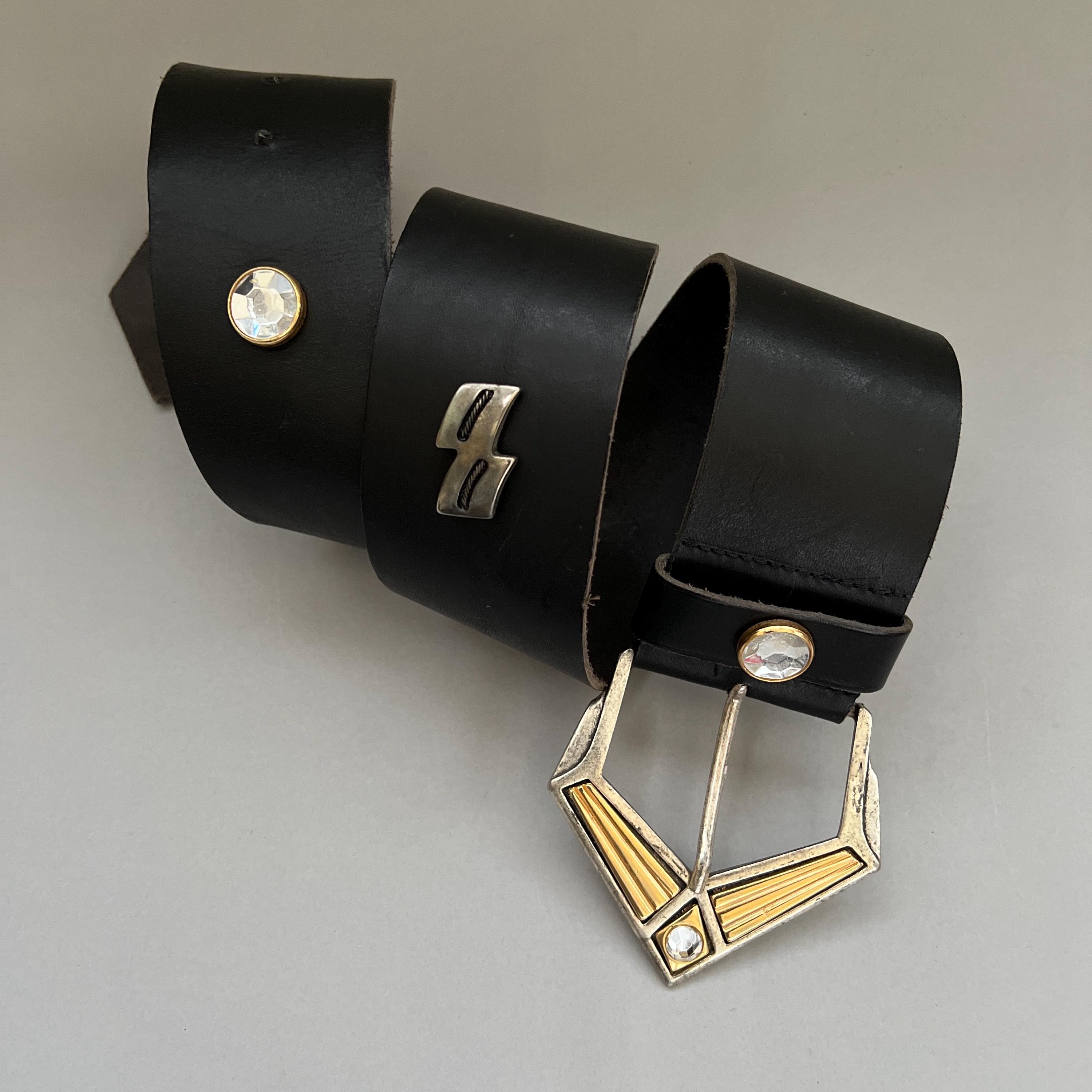 VTG Women\'s Black Leather Waist Belt w Silver Chain Clip-In Buckle S Amazon.com: Women main image 3