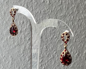Vintage MONET C Gold Tone Red Stone Drop Earrings Signed, wedding red earrings