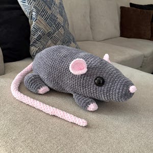 Ricky The Rat Crochet Pattern, Crochet Jumbo Plushie, Giant Rat Amigurumi Pattern image 6
