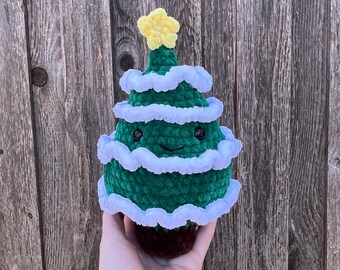 Christmas Tree Plushie, Cute Christmas Decor, Christmas Gift, Crochet Christmas Tree Plush, Kawaii Amigurumi