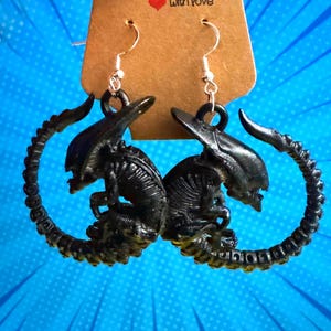 Alien Xenomorph 3D メタルエナメルスタッドピアス 2個セット, 金属 Alien Xenomorph 3D Se 並行輸入品 Xenomorph Earrings - Etsy UK