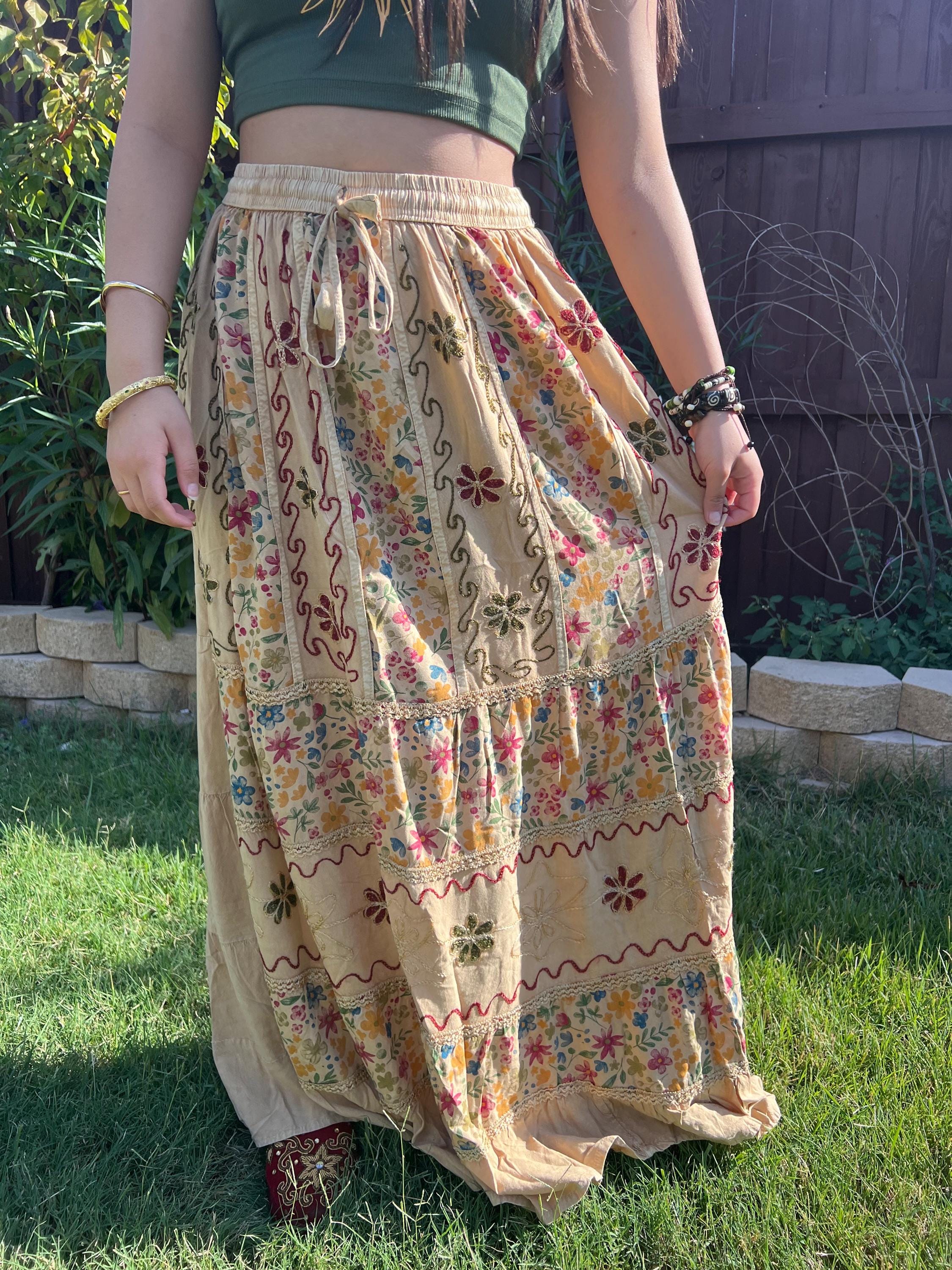 スカート Hungarian vintage embroidery skirt Hungarian vintage embroidery skirt
