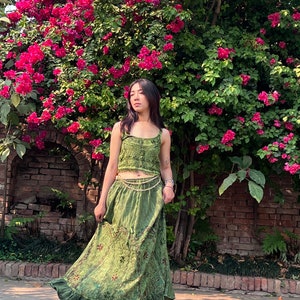 Vintage Style Bohemian Hippie Embroidered Skirt and Top Set, Cottage core Fairy Vibe Flowly Long Maxi Skirt Set, Aesthetic Whimsical Design