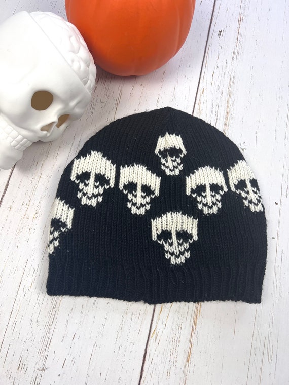 Handmade Skull Wool Cap, Grunge Beanie, Winter Hat,skull  display picture 2