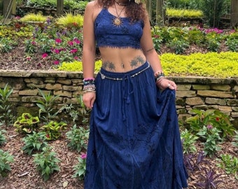 Vintage Style Bohemian Hippie Embroidered Skirt and Top Set, Cottage core Fairy Vibe Flowly Long Maxi Skirt Set, Aesthetic Whimsical Design