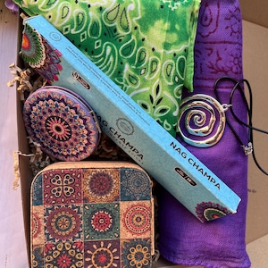 Gift Box Bohemian Hippie Themed , Gift Boxes for women, boxed gift for her, gifts for friends, gifts for hippies, mandalas, unique gift boxe