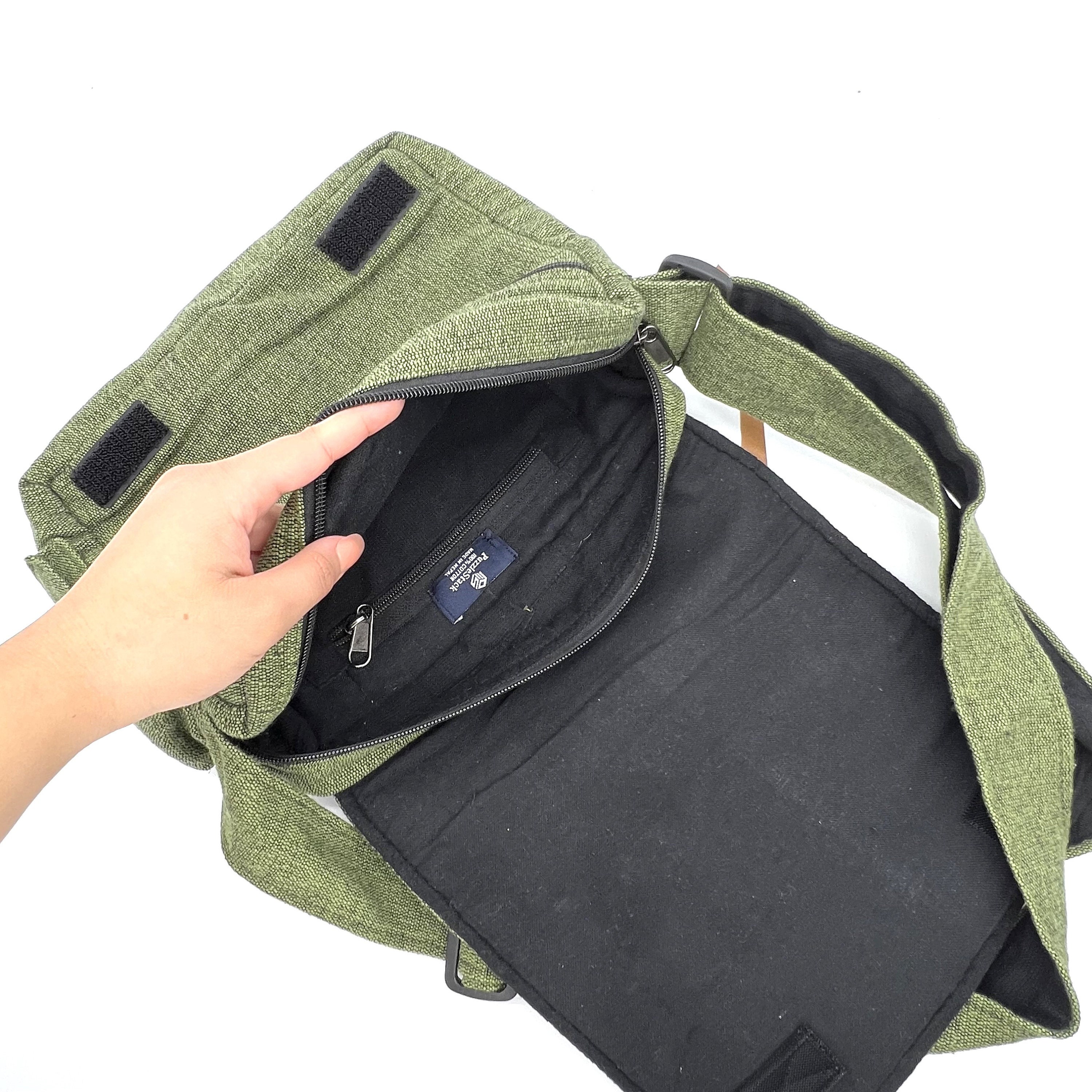 極美品✦MP Embroidery Casual Messenger Bag Elegant Bat Design Embroidered Classic Canvas Messenger Bag