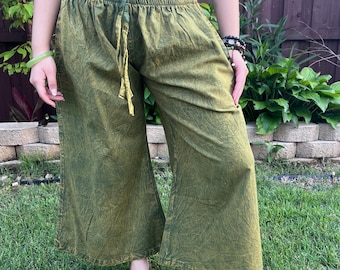 Pantalones capri de algodón lavado a la piedra con pernera ancha, pantalones de yoga con cintura elástica, pantalones bohemios de cintura alta, pantalones holgados para estar en casa y pantalones de viaje cómodos.