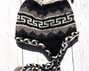 Bonnet avec cache-oreilles, Chapeau en sherpa d'hiver, Bonnet en laine fait main, Bonnet doublé en polaire, Bonnet en laine de mouton, Cadeau fait main, Bonnet de ski, Bonnet tricoté à la main
