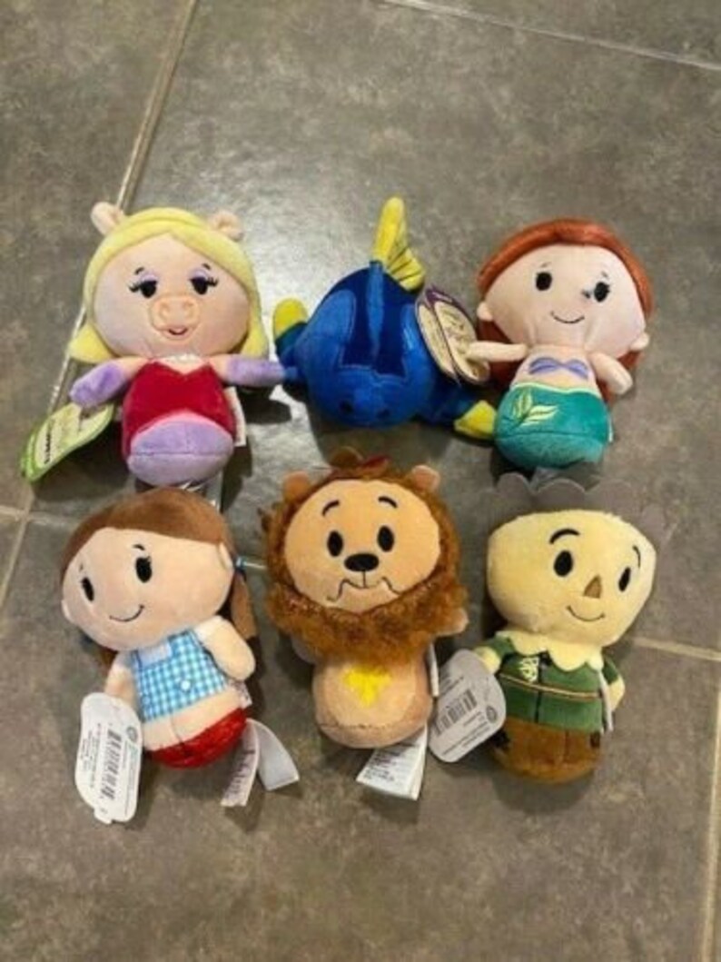 Hallmark Itty Bitty the Wizard of Oz Dorothy Lion Scarecrow - Etsy